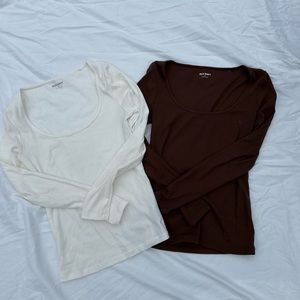2 scoop neck long sleeves